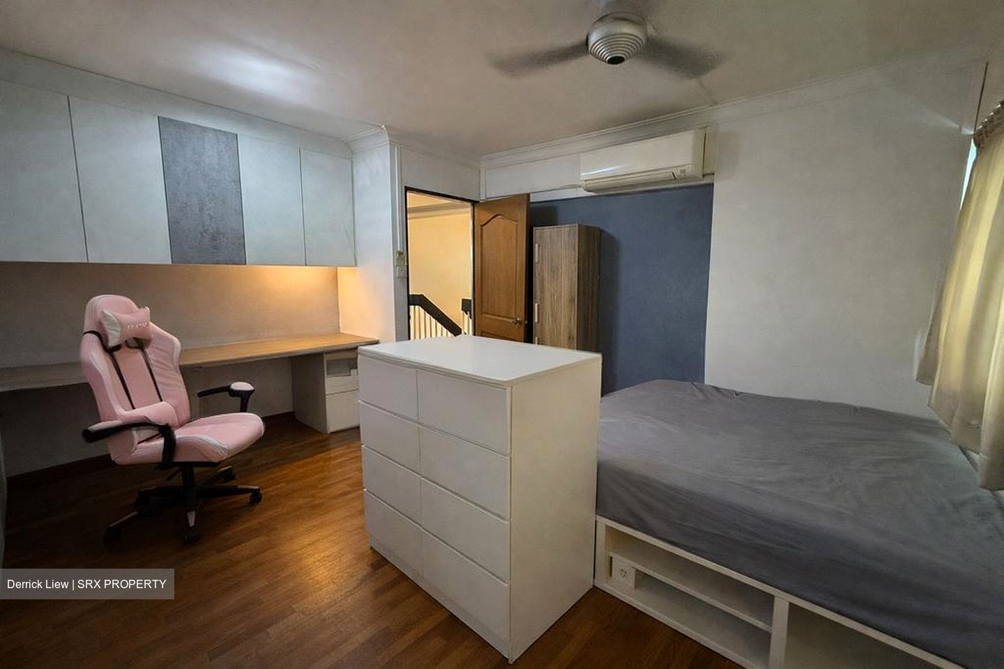 Blk 549 Jurong West Street 42 (Jurong West), HDB Executive #512565101
